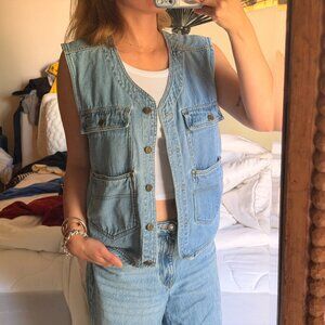 Vintage Denim Utility Vest – Unique Pocket Design